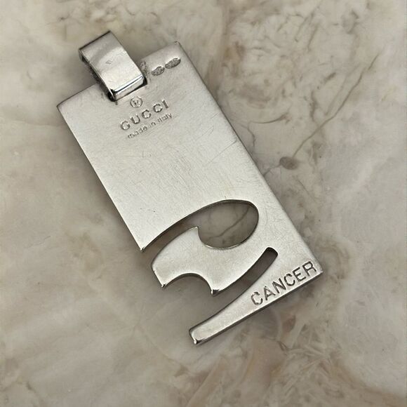 Gucci 925 Sterling Silver “Cancer” Zodiac Pendant Unisex - Picture 1 of 6